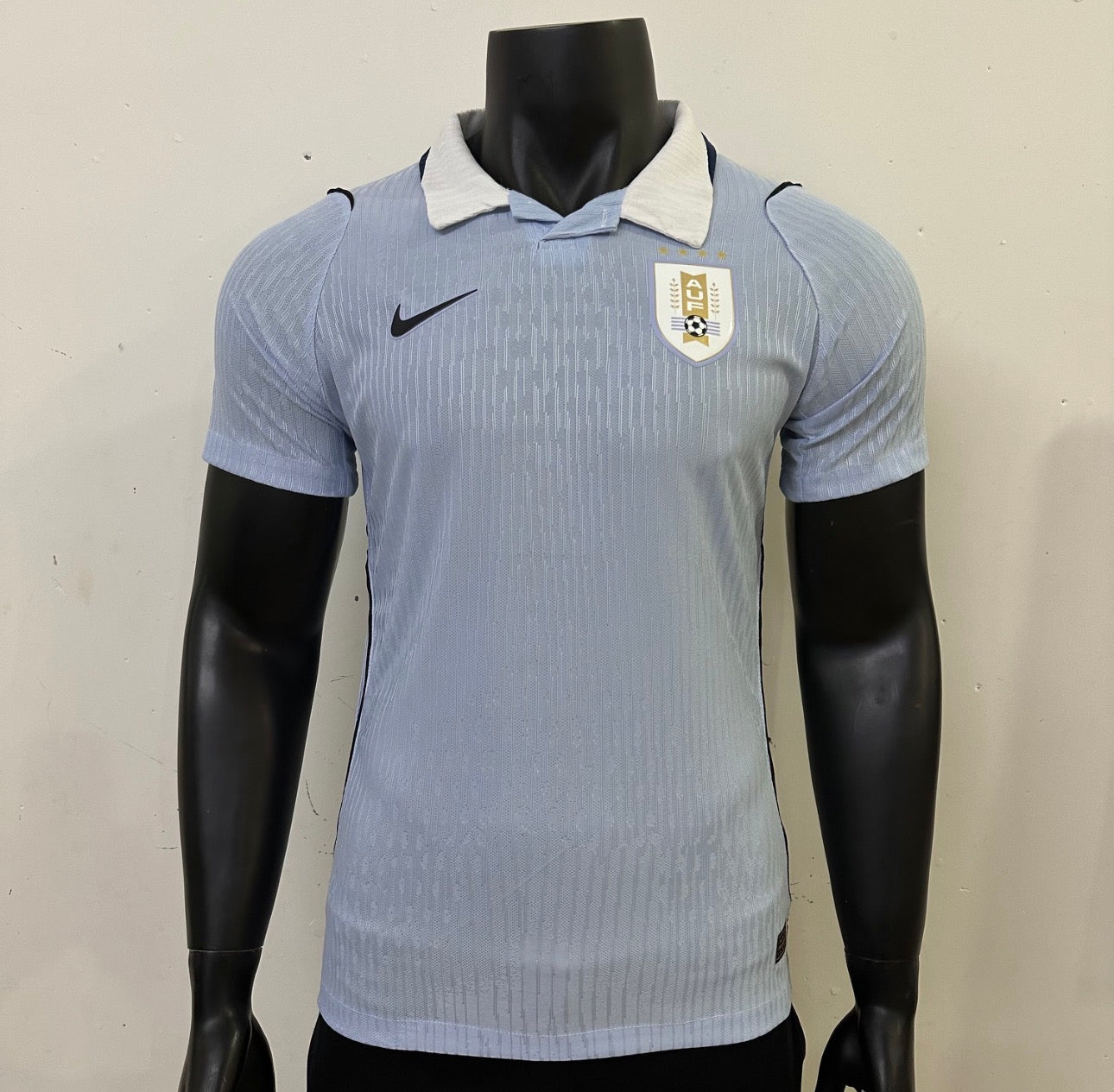 URUGUAY (Home)